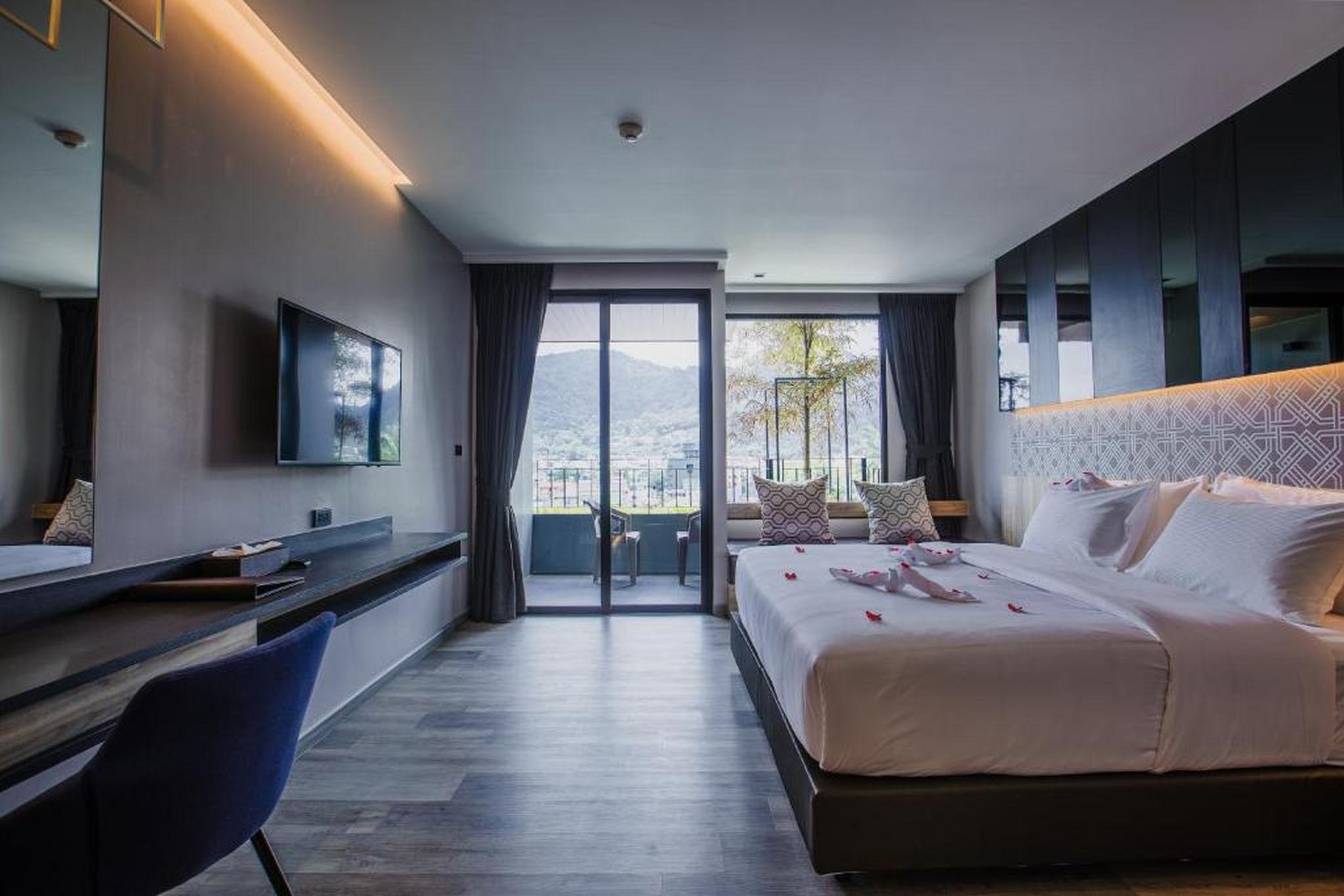 Rak Elegant Hotel Patong Екстер'єр фото