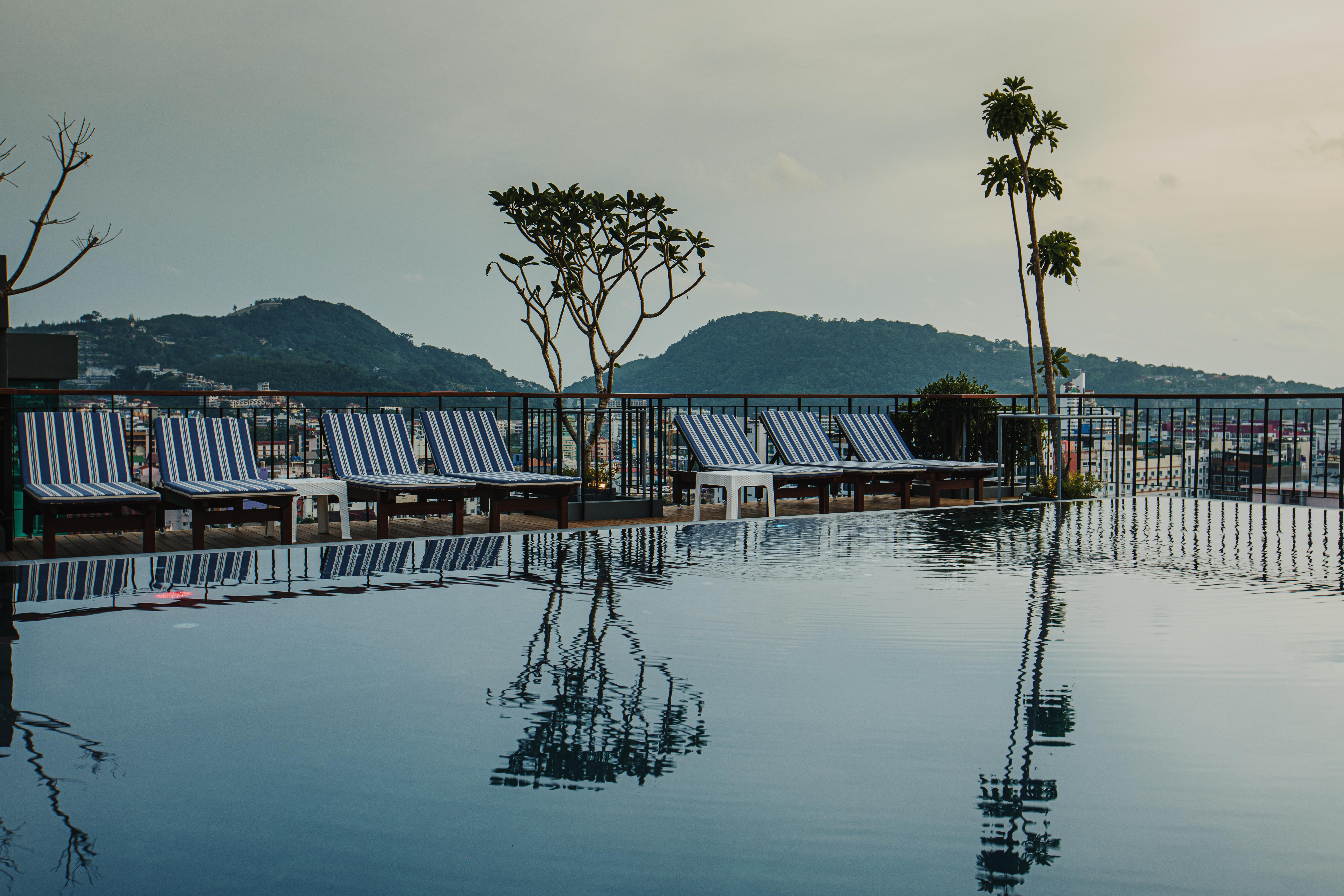 Rak Elegant Hotel Patong Екстер'єр фото