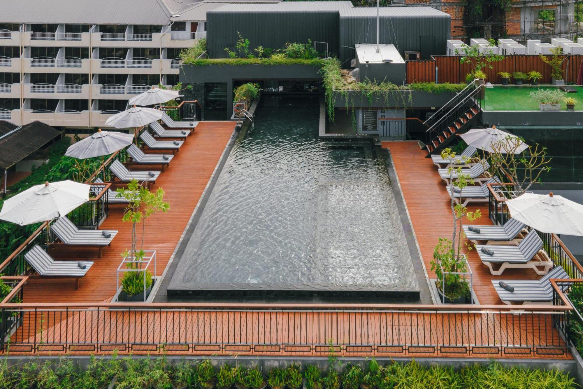 Rak Elegant Hotel Patong Екстер'єр фото