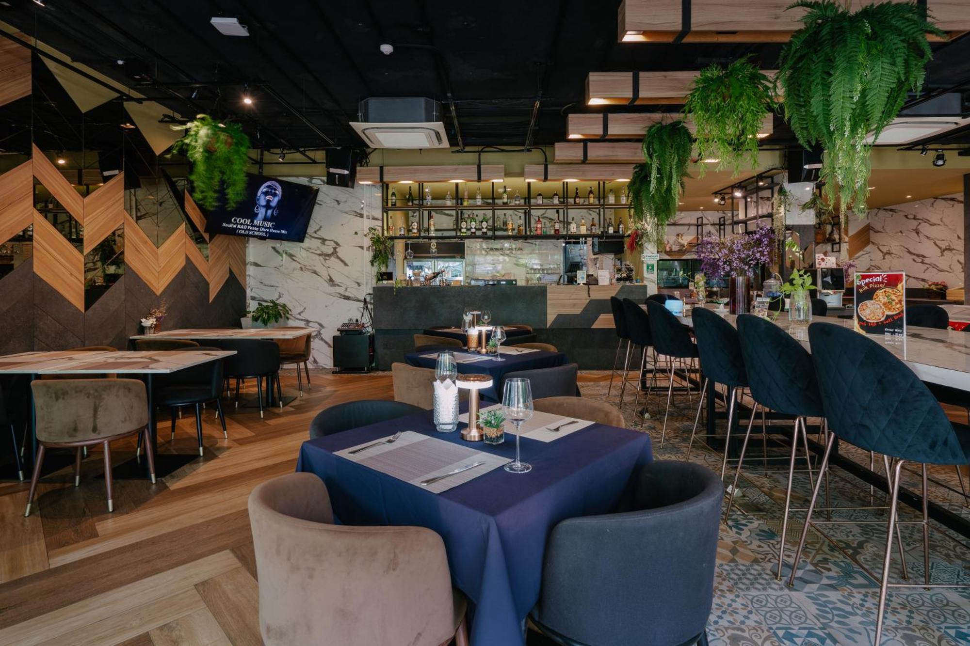 Rak Elegant Hotel Patong Екстер'єр фото