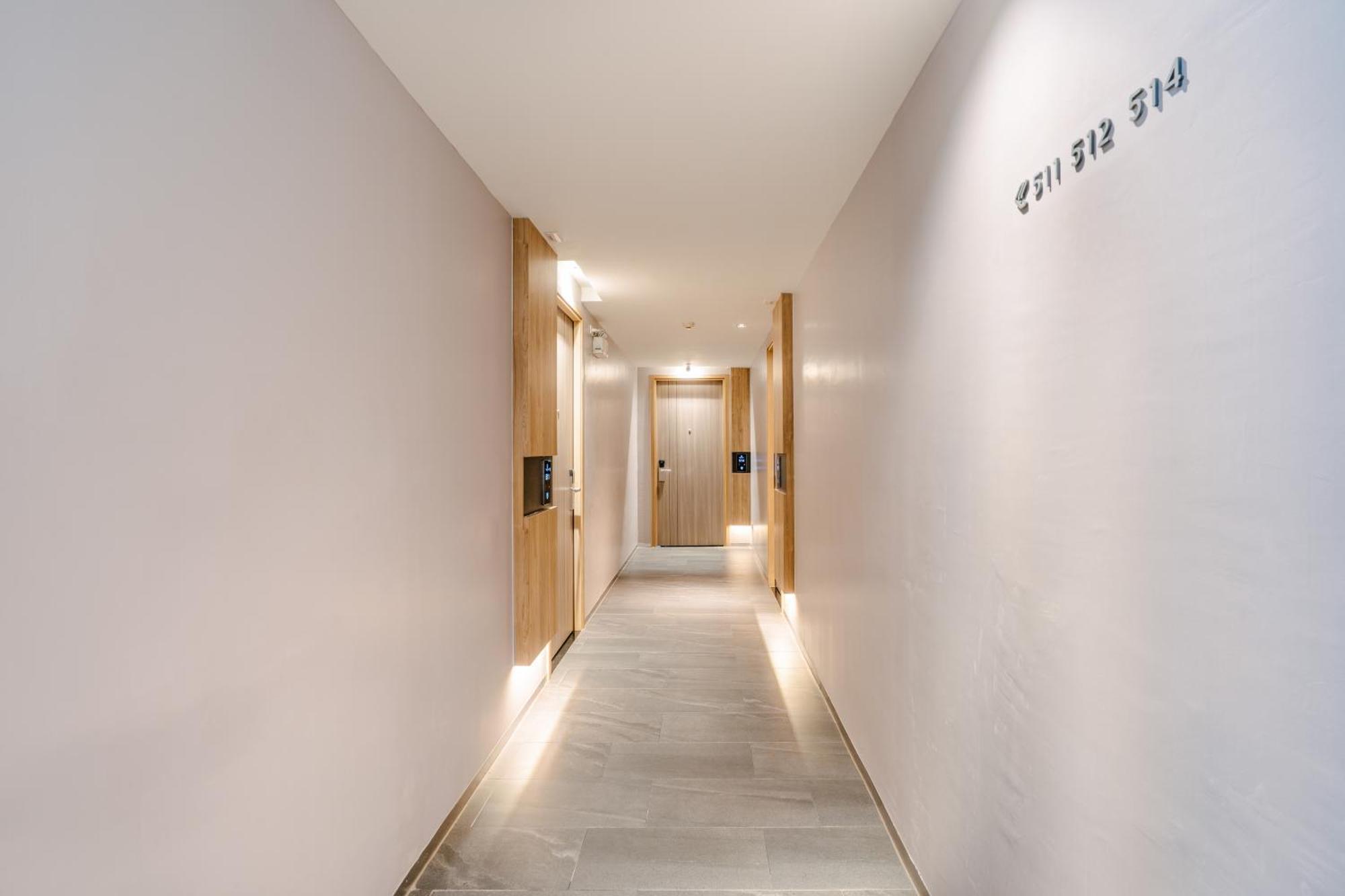 Rak Elegant Hotel Patong Екстер'єр фото
