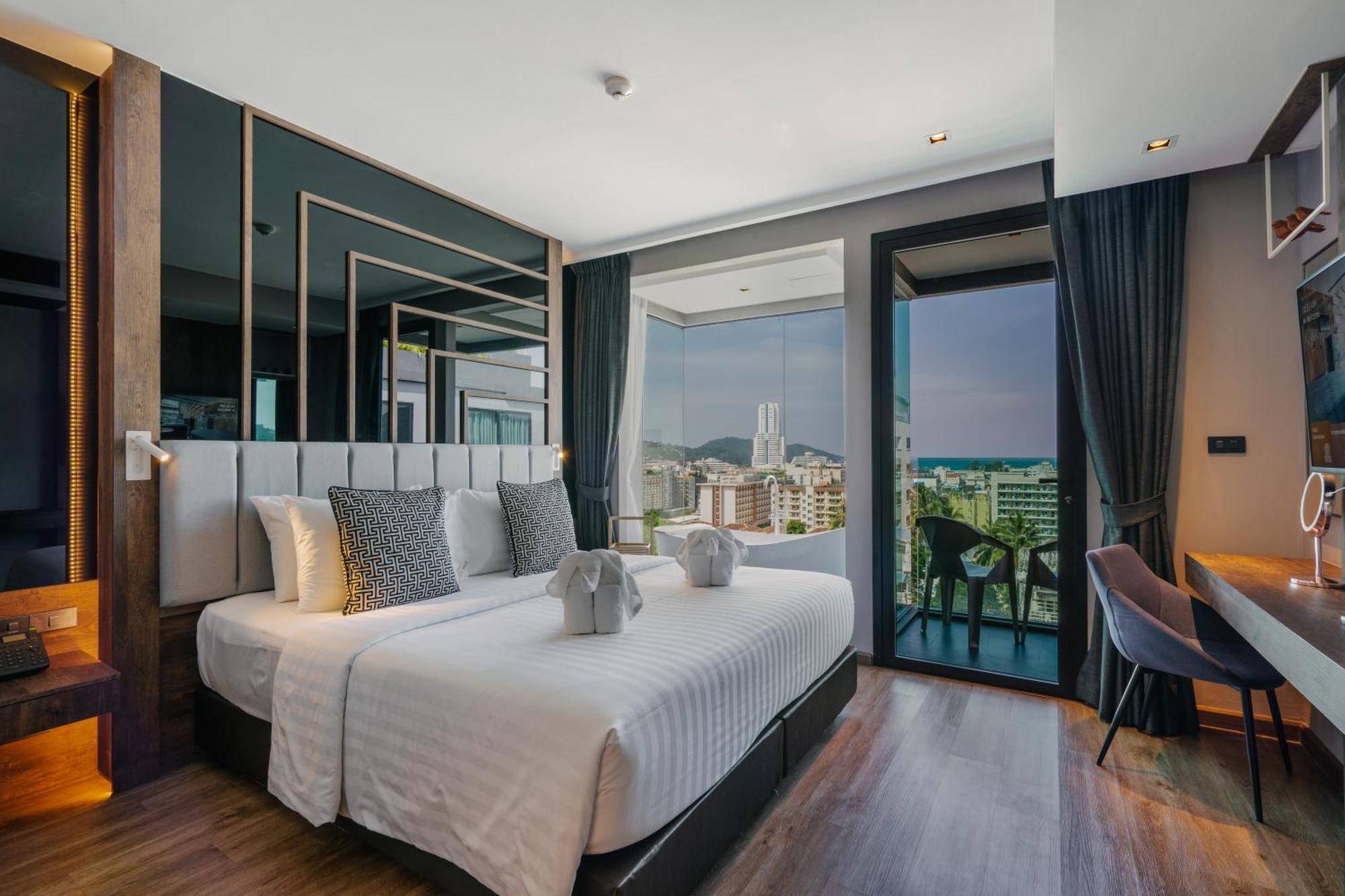 Rak Elegant Hotel Patong Екстер'єр фото