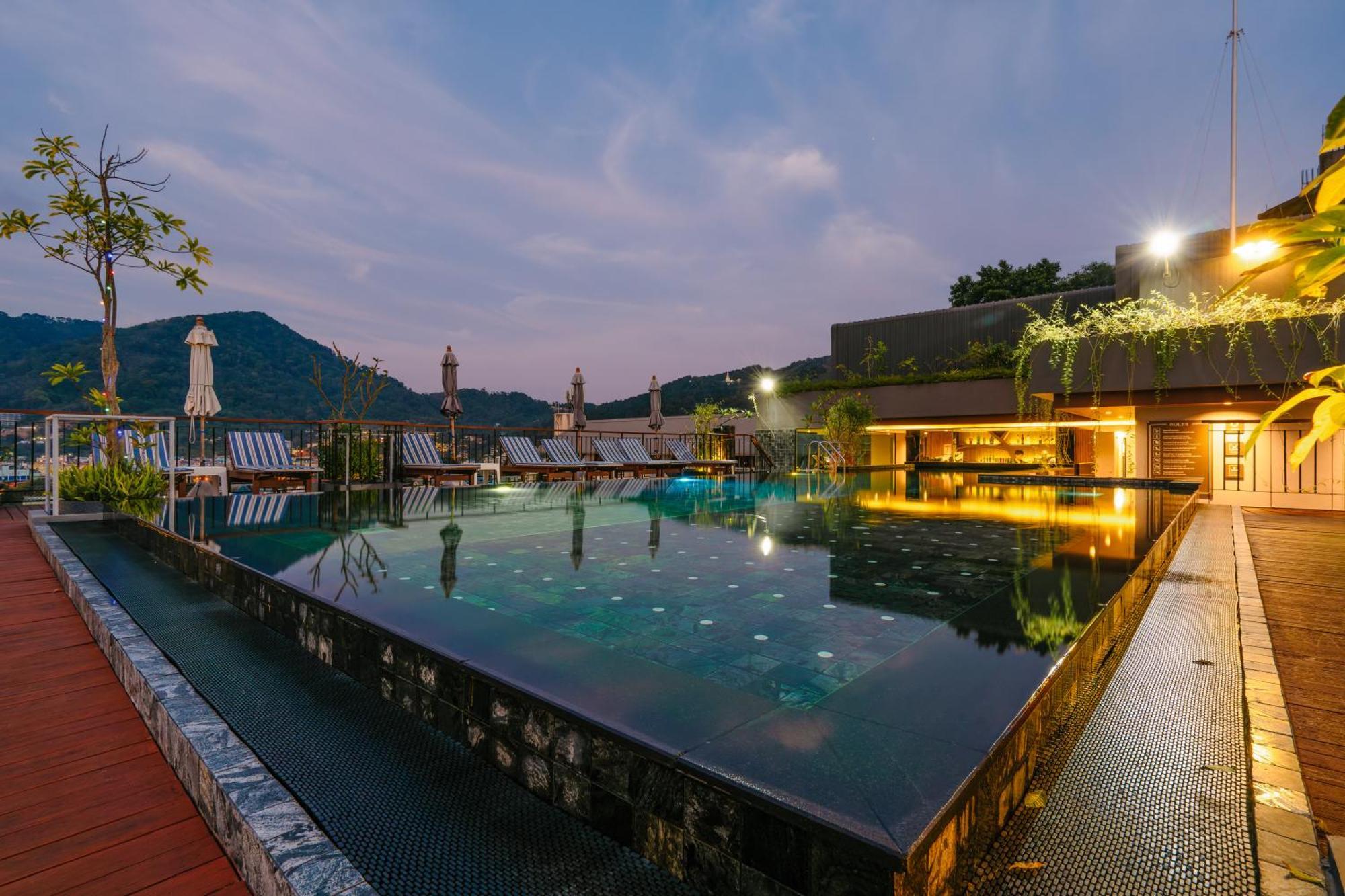 Rak Elegant Hotel Patong Екстер'єр фото