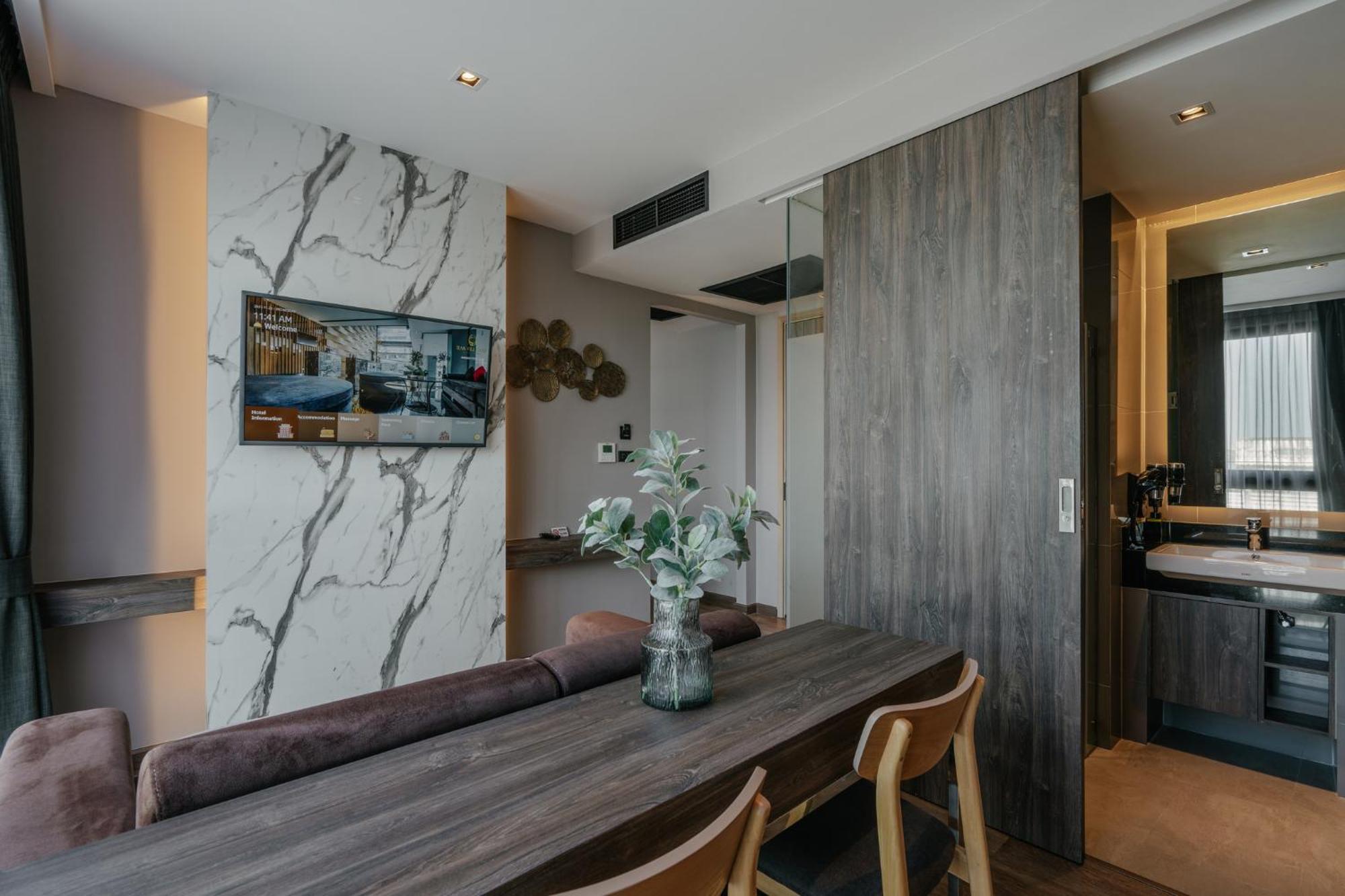 Rak Elegant Hotel Patong Екстер'єр фото